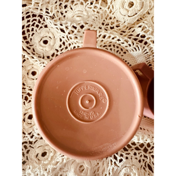 Vintage Tupperware Coffee Mug Stackable Multi-Mug Set Of 4 1970s Retro Drinkware - Picture 4 of 9